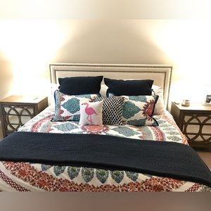 Pottery Barn King Duvet Cover & 2 Standard Shams